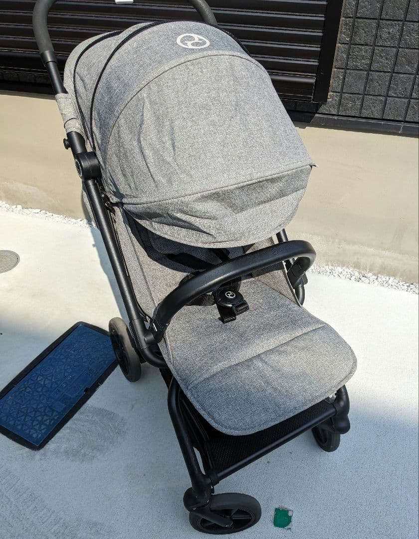 Cybex イージーSプラス Eezy S+plus