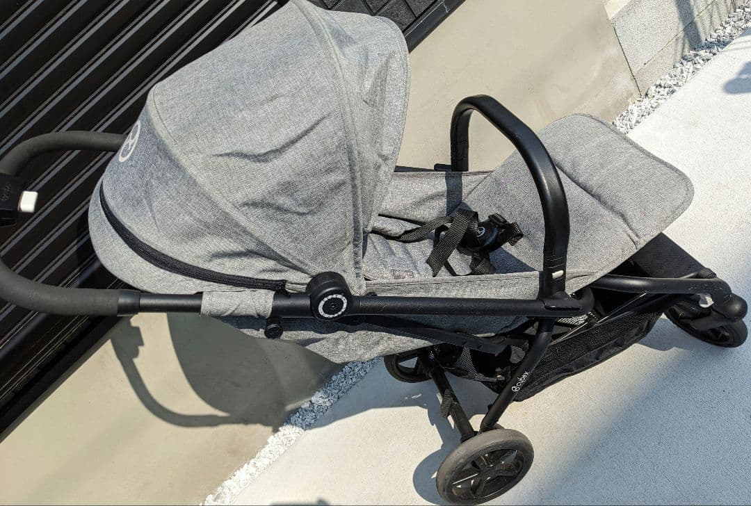 Cybex イージーSプラス Eezy S+plus