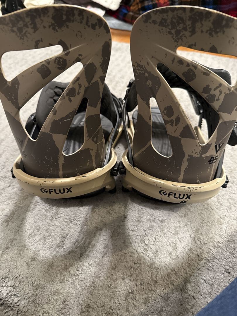 FLUX スノーボードビンディング DS Mサイズ