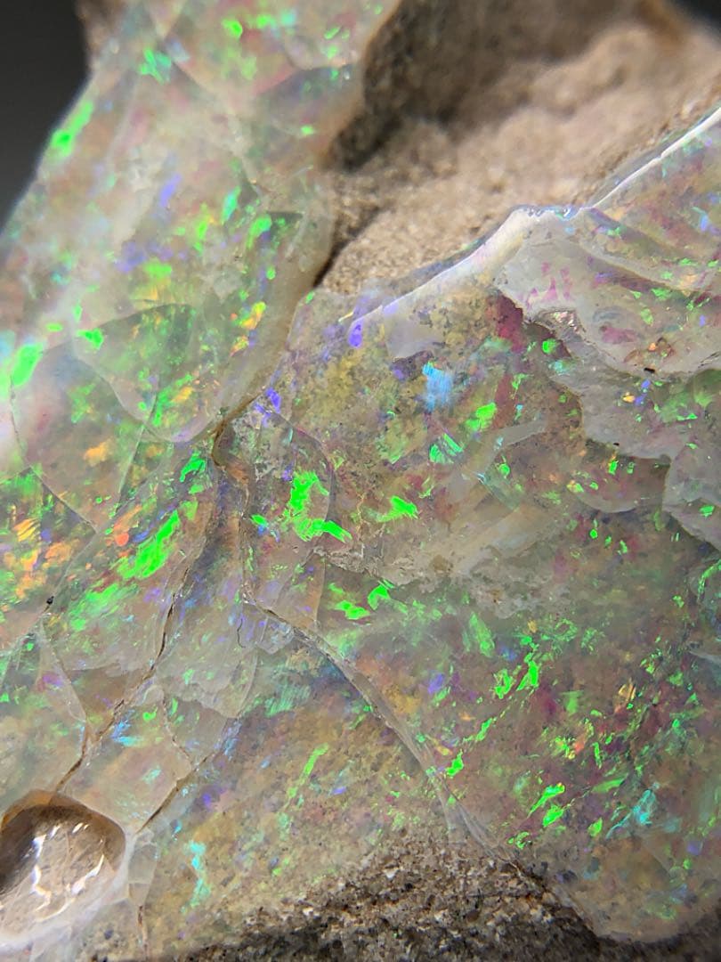 自然の美 オパール 原石 274ct