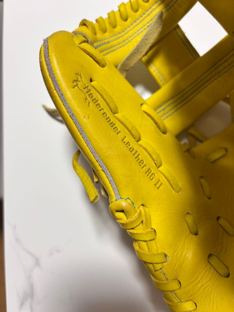 Mizuno Global Elite 軟式グローブ イエロー