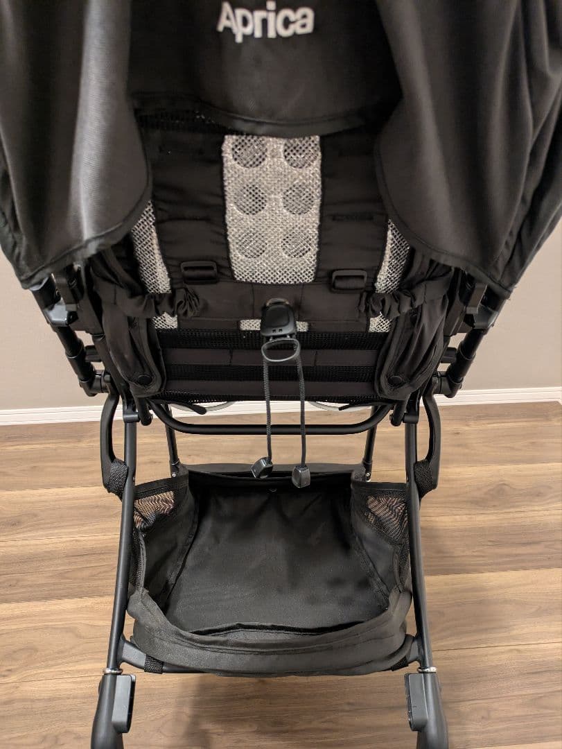 【美品】Aprica ラクーナ クッションフリー ブラック AB型