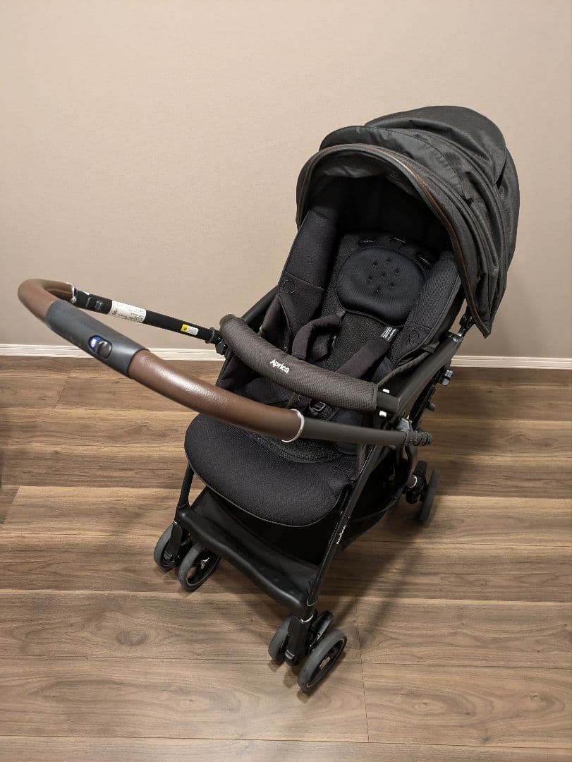 【美品】Aprica ラクーナ クッションフリー ブラック AB型