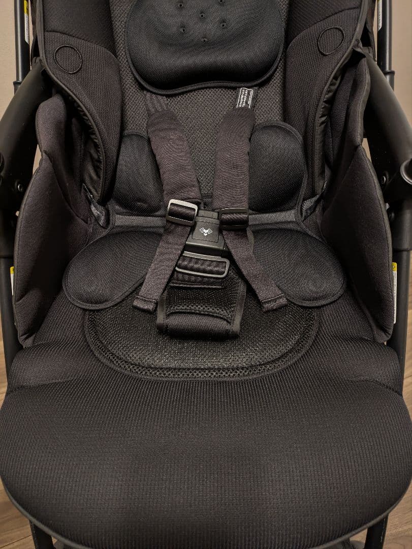 【美品】Aprica ラクーナ クッションフリー ブラック AB型