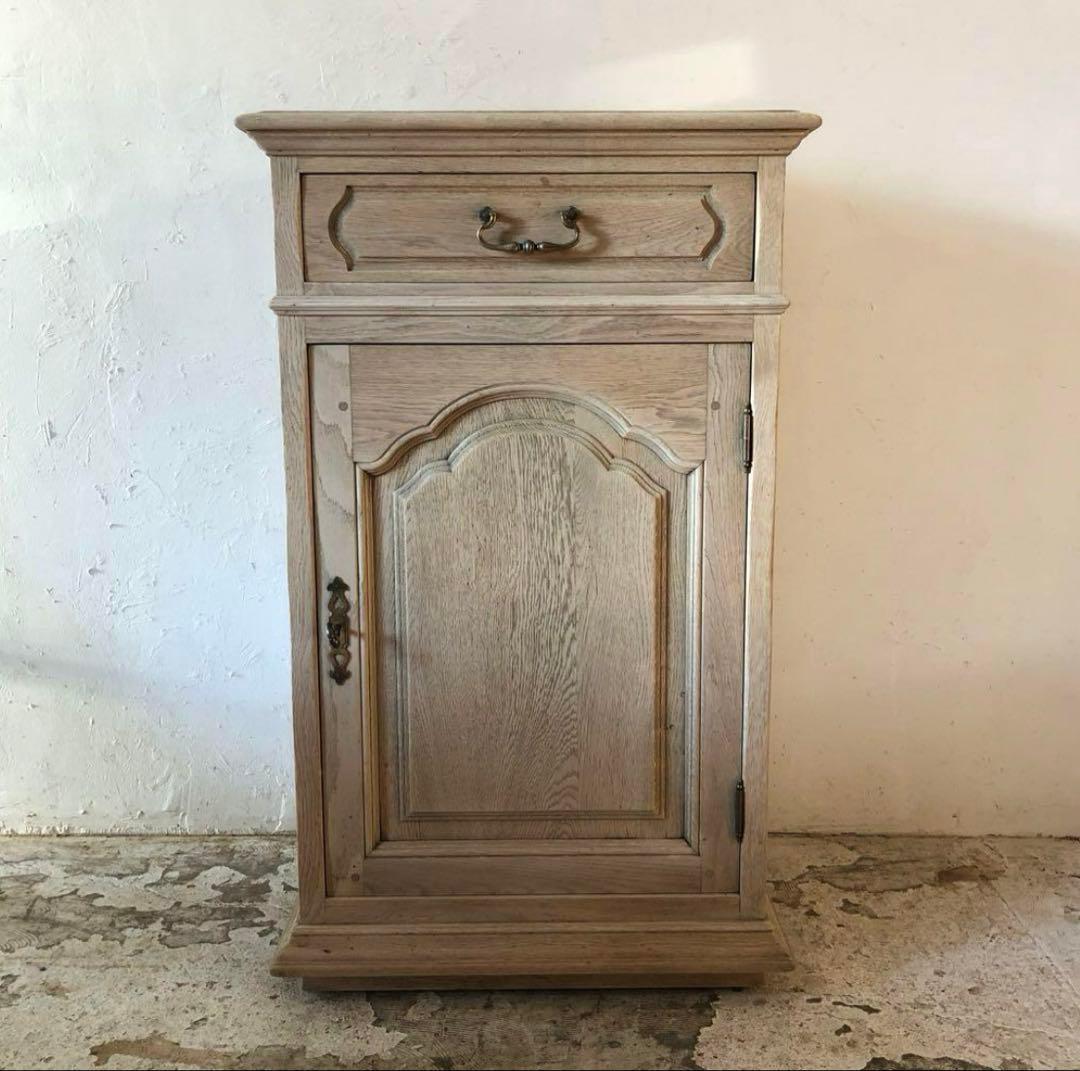 キャビネット　アンティーク　ヴィンテージ フランスアンティーク 収納