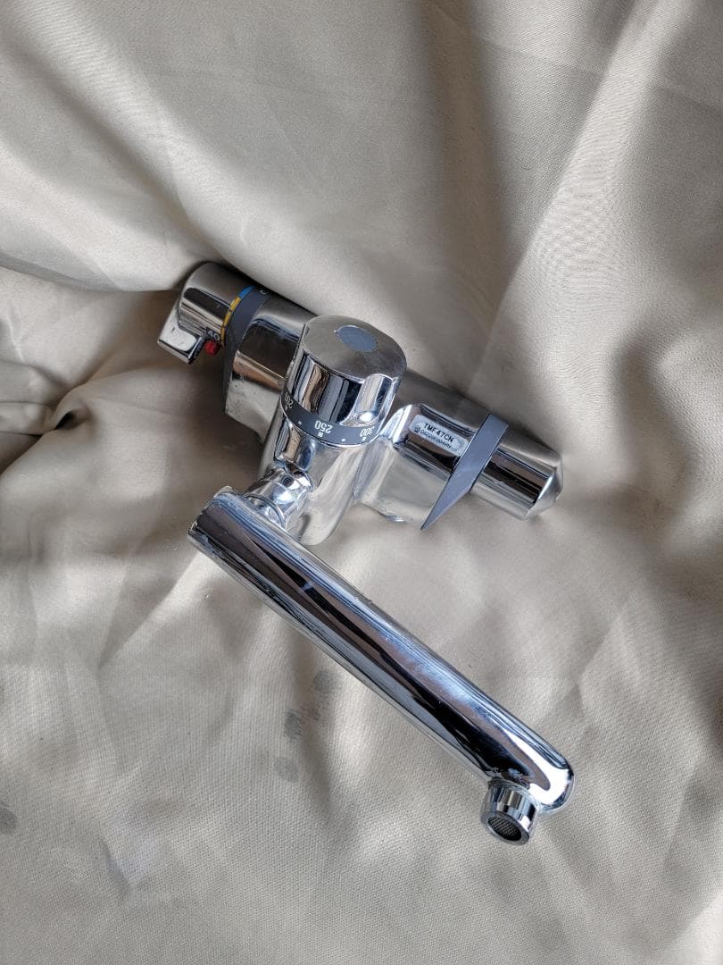 TOTO 定量止水付きシャワーサーモ水栓 TMF47CN