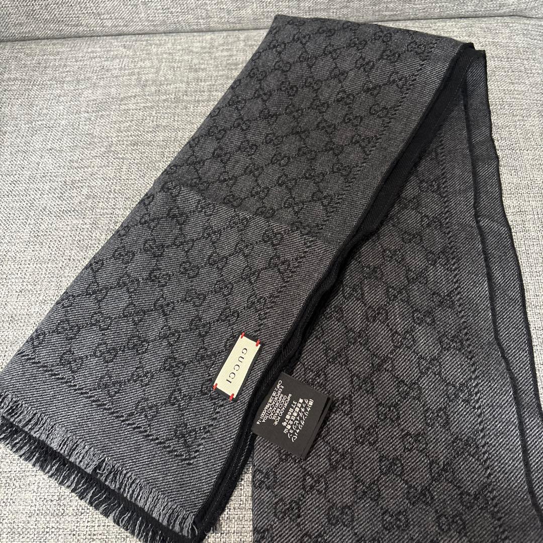 5月25日まで！美品　GUCCI GGパターン マフラー ブラック