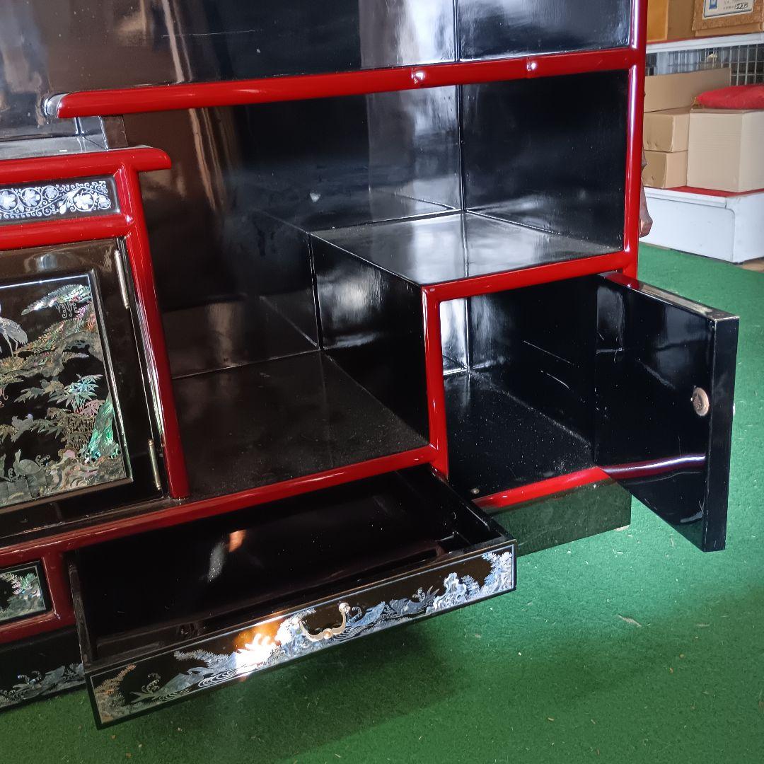 飾り棚　漆塗り　螺鈿入　朱赤　民芸家具　七門