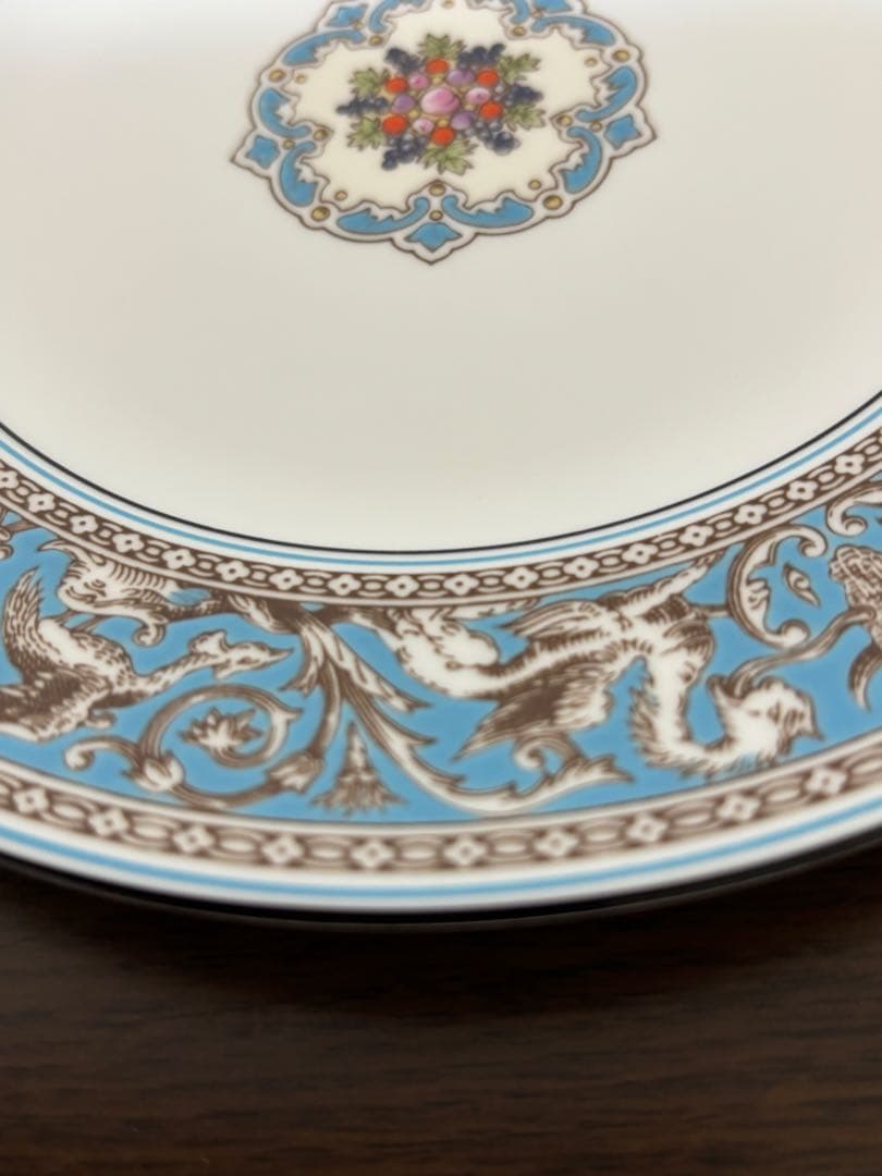 ウェッジウッド フロレンティーン ターコイズ プレート 20.5cm 黒壷 2枚