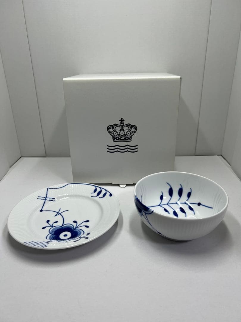 ロイヤルコペンハーゲンブルーフルーテッド メガボウル&メガプレート