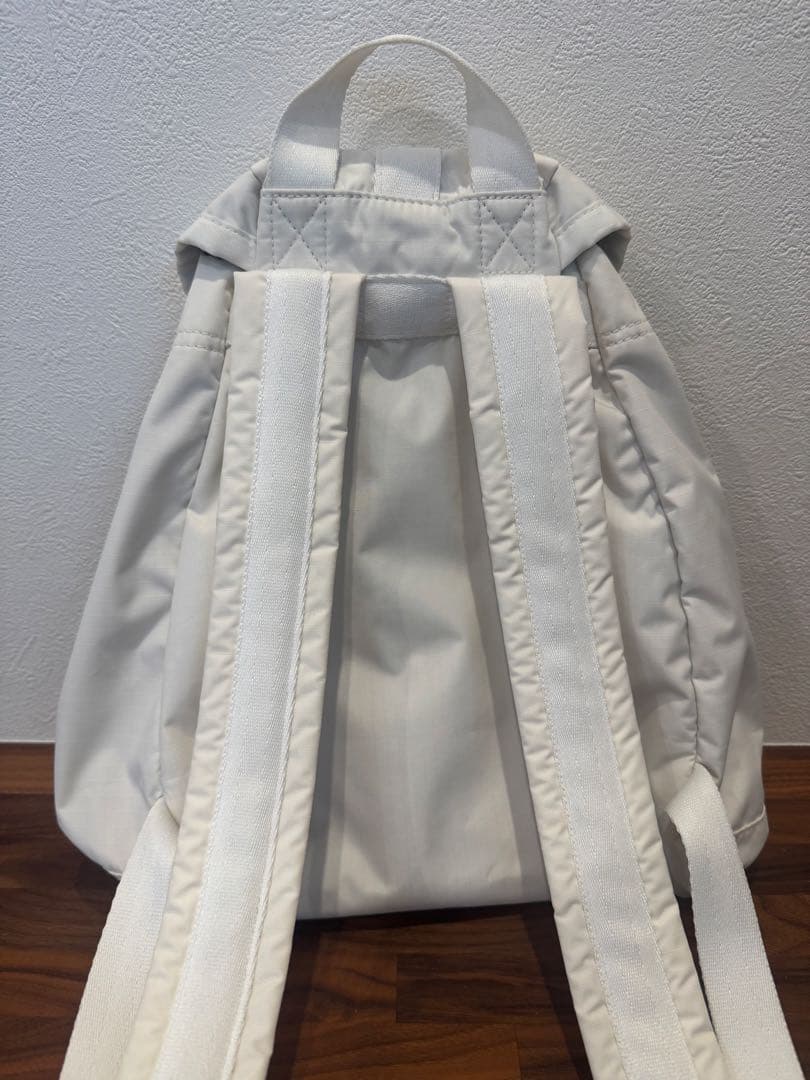 LeSportsac レスポートサック SMALL VOYAGER ホワイト