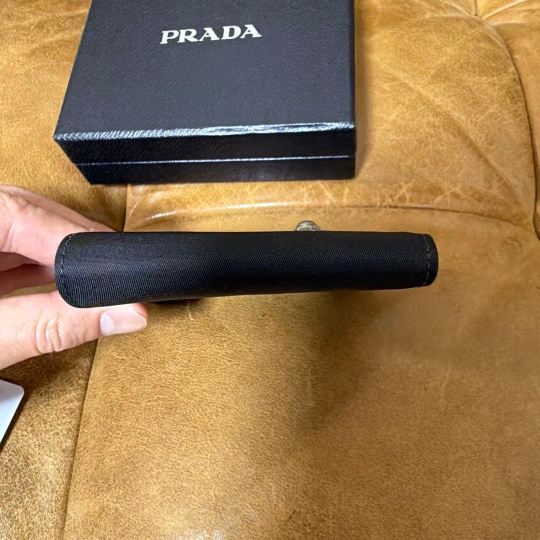 PRADA プラダ　スカル　二つ折り財布　ブラック　美品