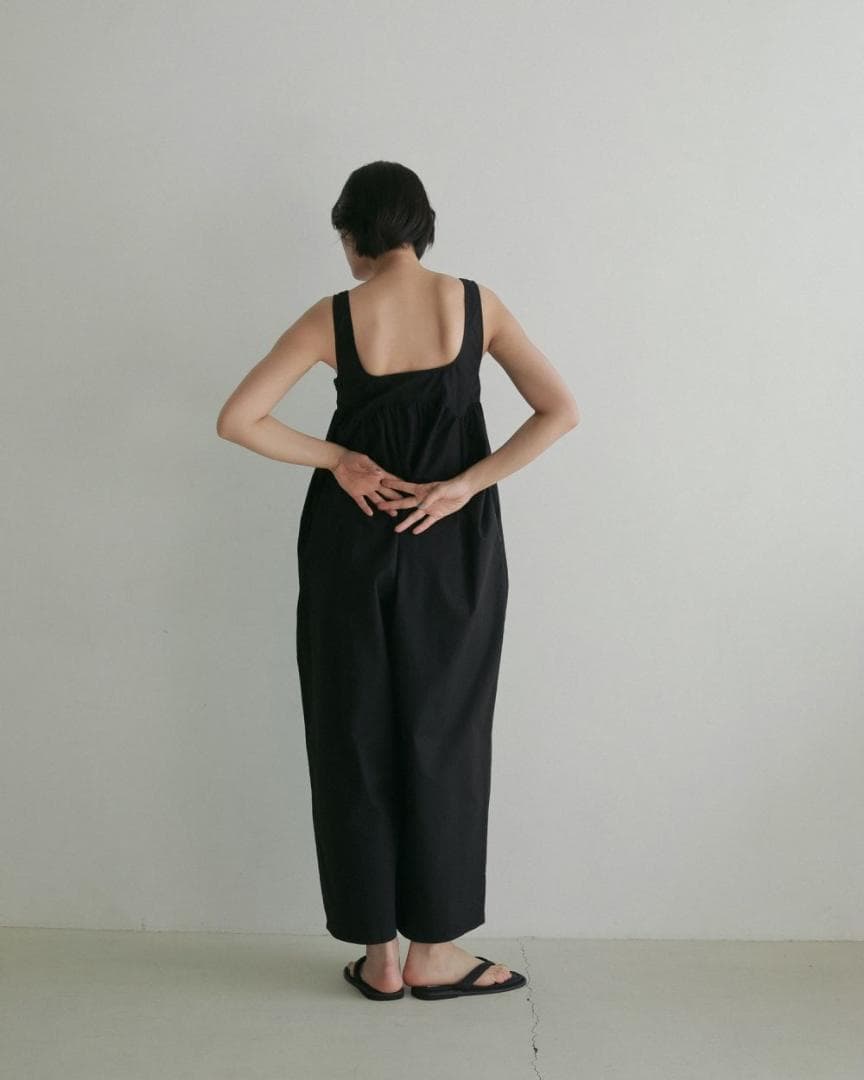 ブラックロングサロペット