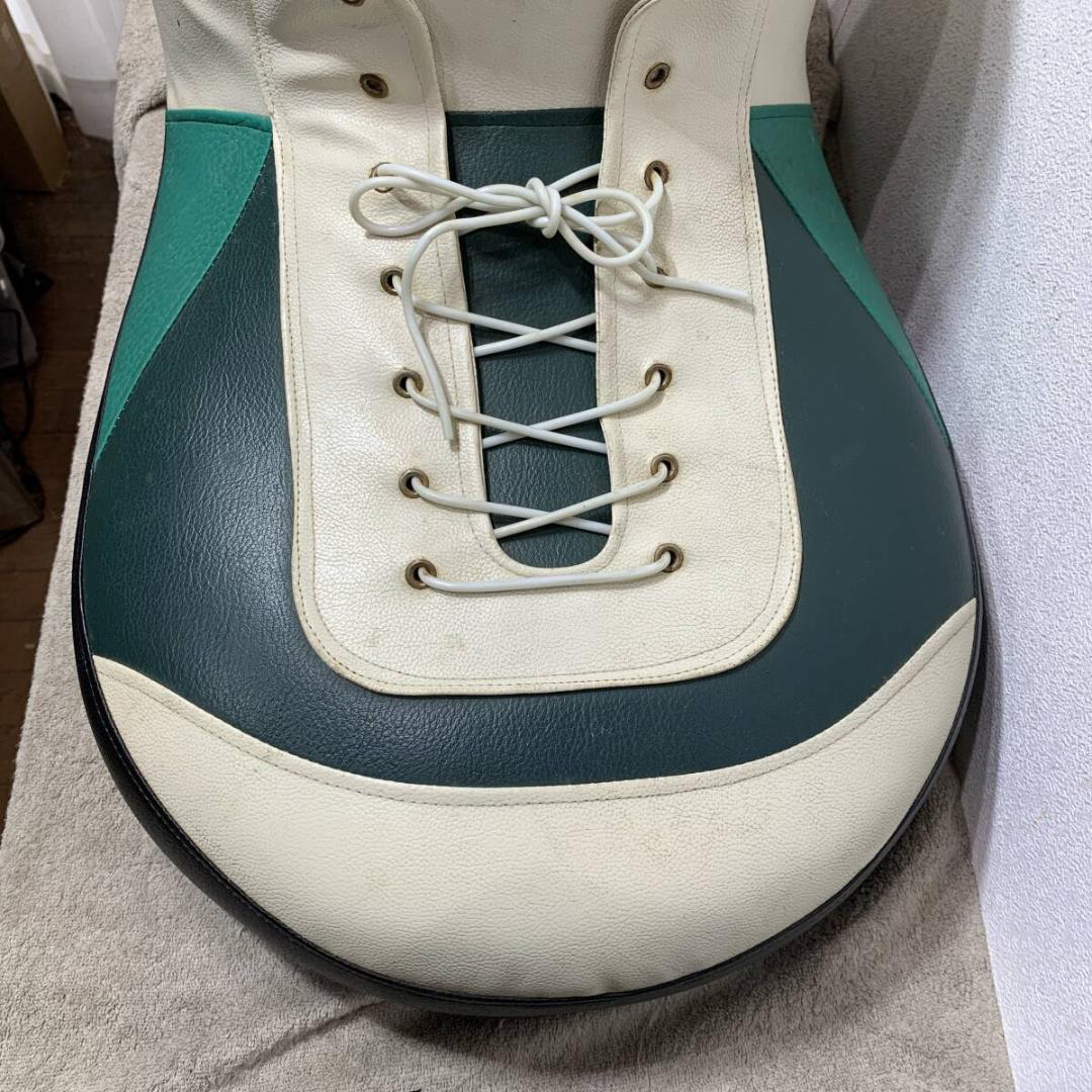 希少　ブーツ　椅子　クッション　スニーカー　靴　店舗　什器　XZ4175