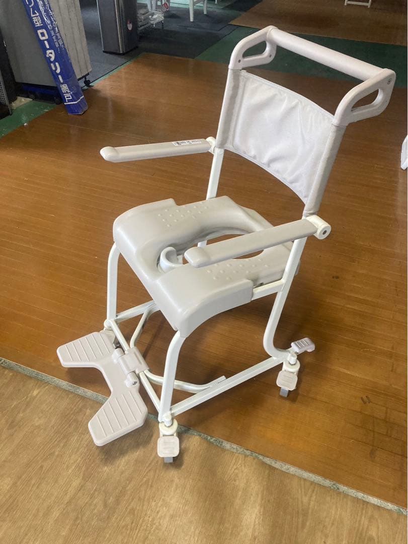 TOTO ポータブルトイレ EWC600B