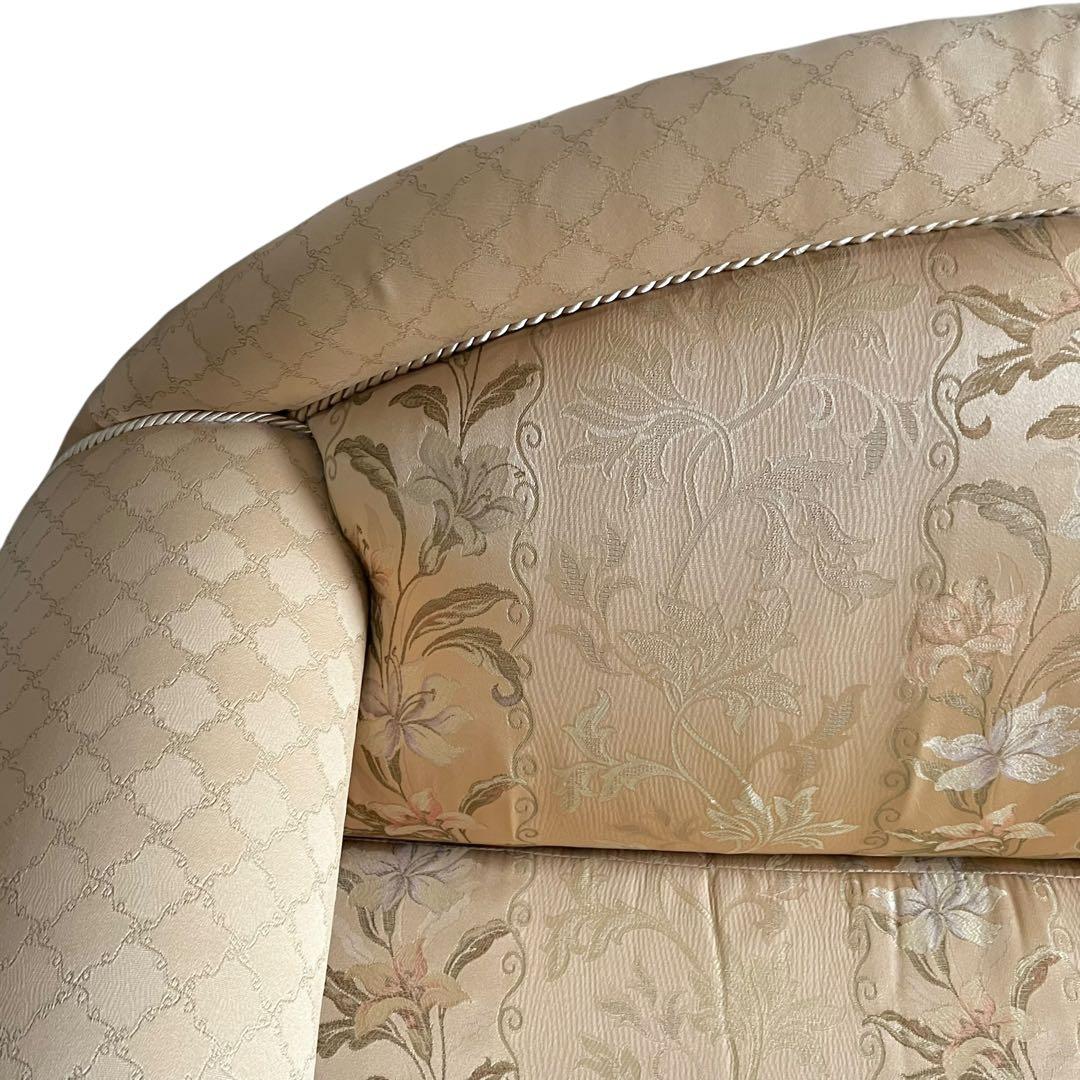 【豪華絢爛】【高級】2人掛けソファ　ファブリック ヨーロッパ　欧風　ラウンジ