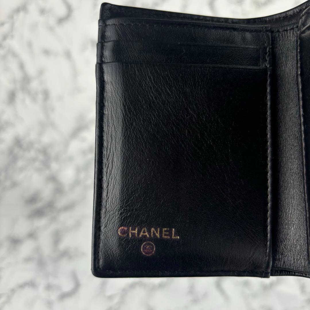 68 CHANEL 三つ折り財布　シャネル19 ディズヌフ