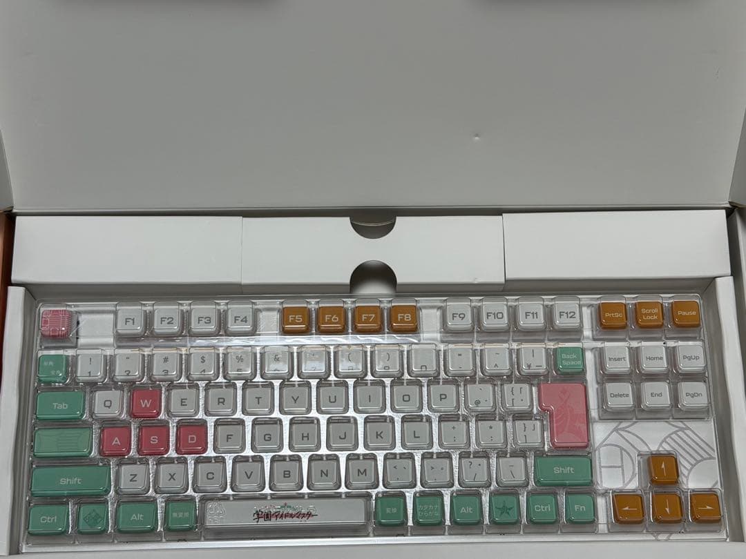 ふもコレ　学園アイドルマスター　キーボード　VARMILO静電容量　桜軸