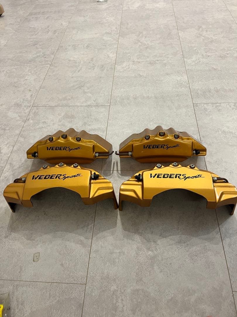 カズ　WEBERsport ゴールドブレーキキャリパー