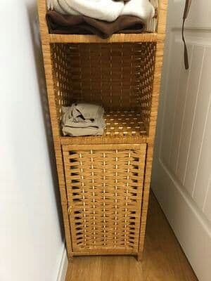 藤編み収納棚