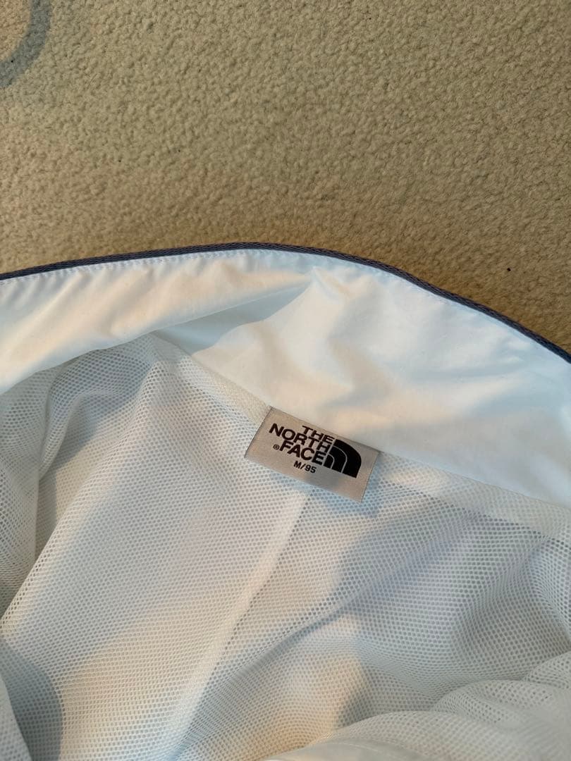 トキTHE NORTH FACE マウンテンパーカー ホワイト/グリーン