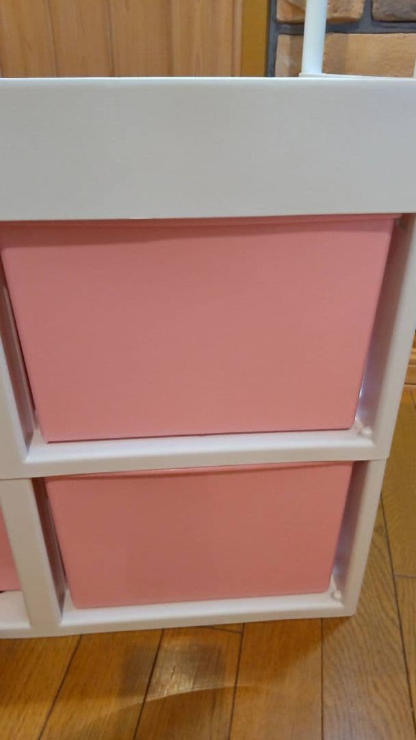 ハローキティ　チェストハンガーラック　アイリスオーヤマ　収納　引出し　サンリオ