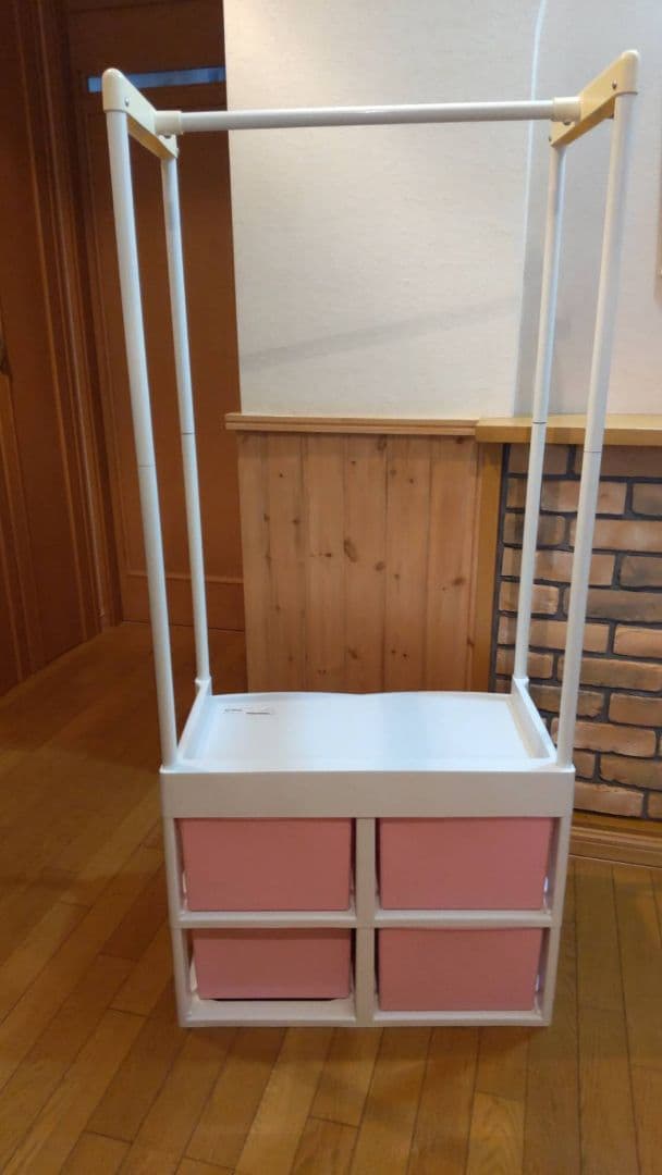 ハローキティ　チェストハンガーラック　アイリスオーヤマ　収納　引出し　サンリオ