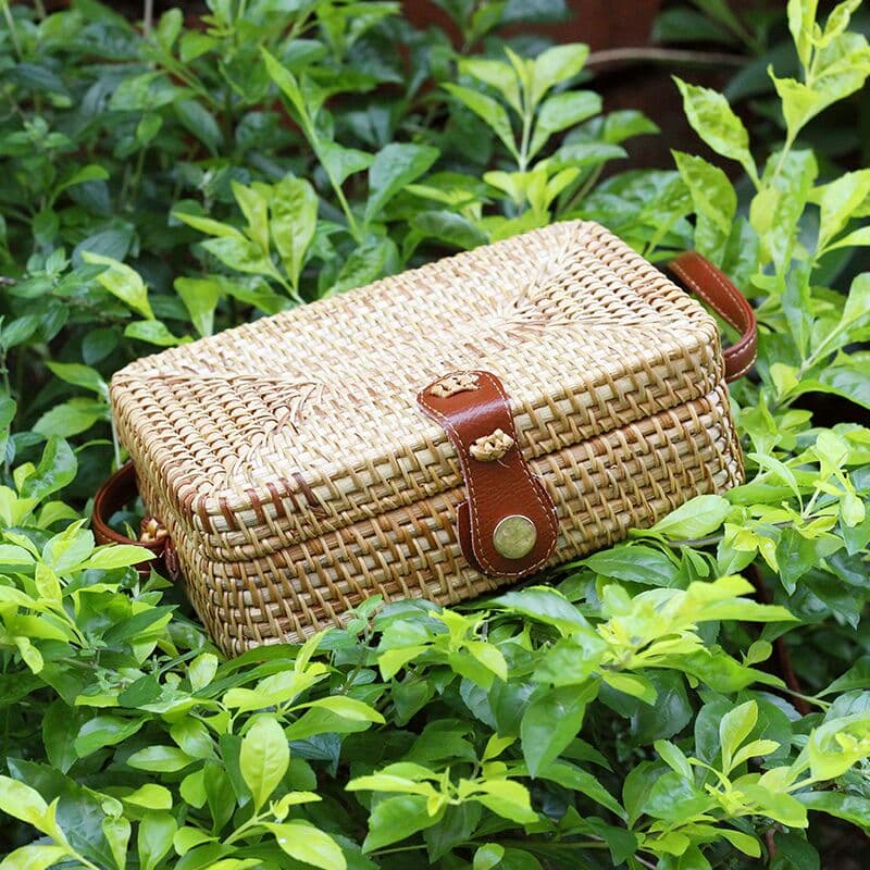 藤編包ベトナム手工草編みミニ円形斜め横断包