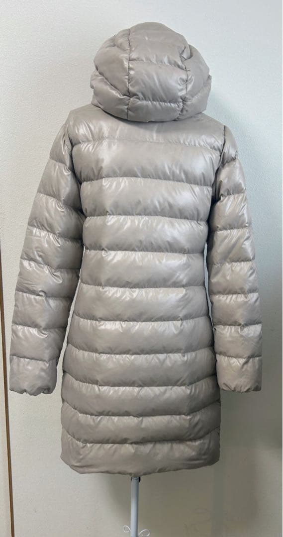 DUVETICA ACE ロングダウンコート40 ベージュ×ネイビー