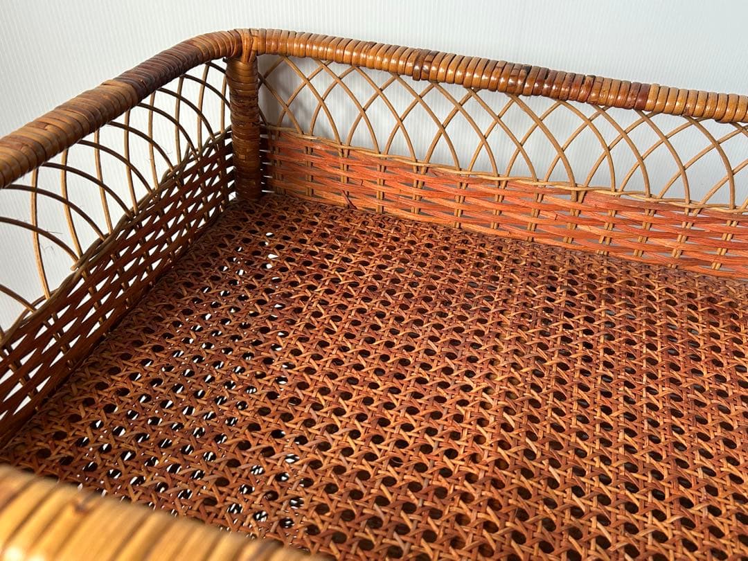 ヴィンテージ　昭和レトロ　ラタン家具　ラック 籐家具　アンティーク　脱衣カゴ　籠