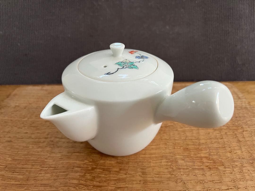 柿右衛門　茶器　急須　牡丹