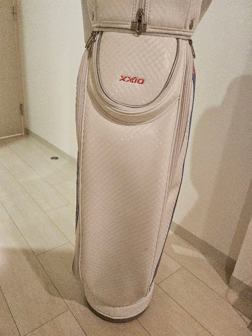 ゼクシオ★ゴルフバック