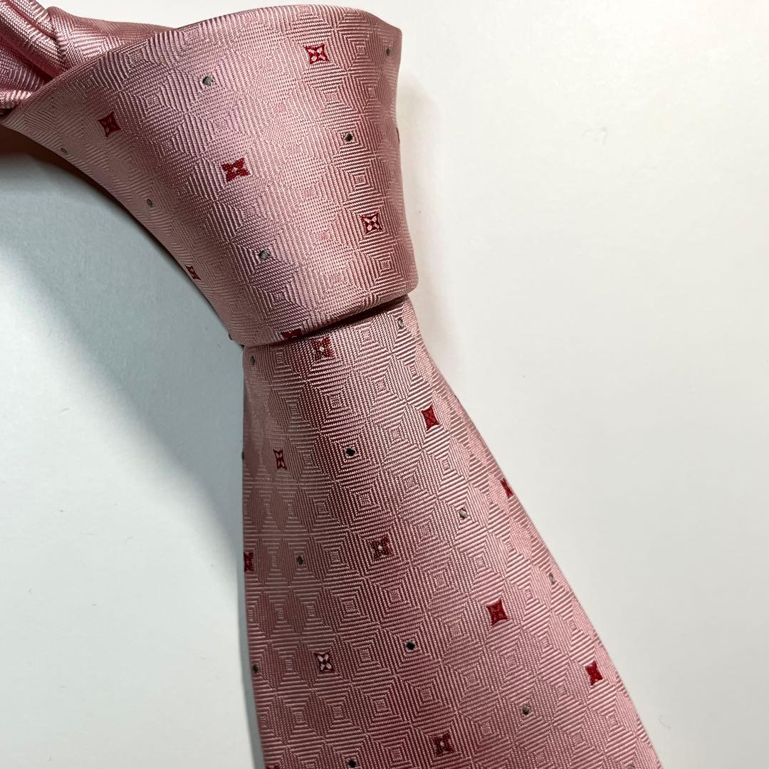 ✨極美品✨LOUIS VUITTON ルイヴィトン　ネクタイ　モノグラムフラワー