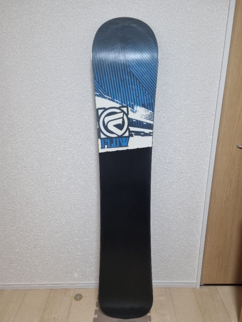 スノーボード 板 Flow 156cm