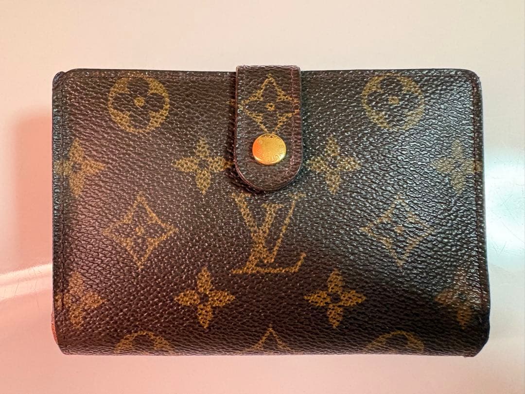 ルイヴィトン財布　二つ折り　モノグラム