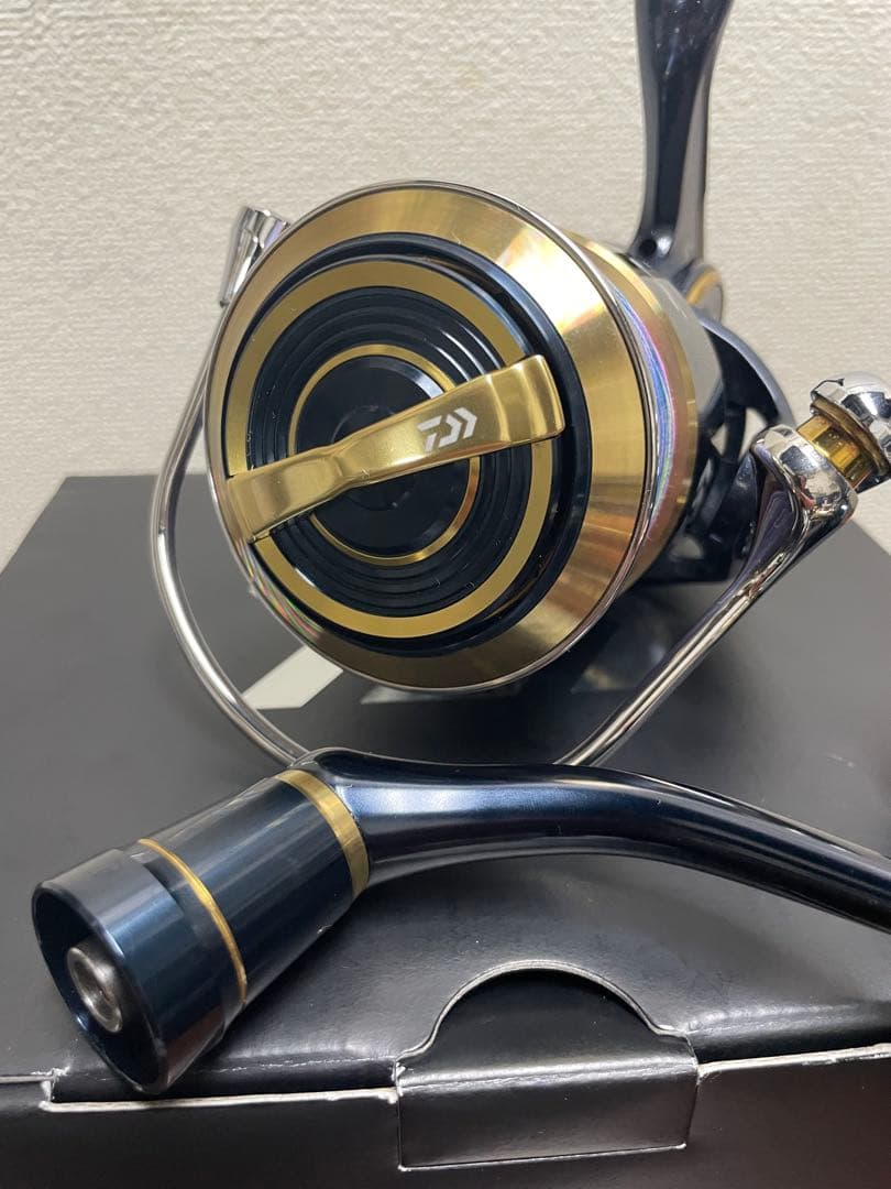 送料込み！超美品！DAIWA SALTIGA 14000-XH リール