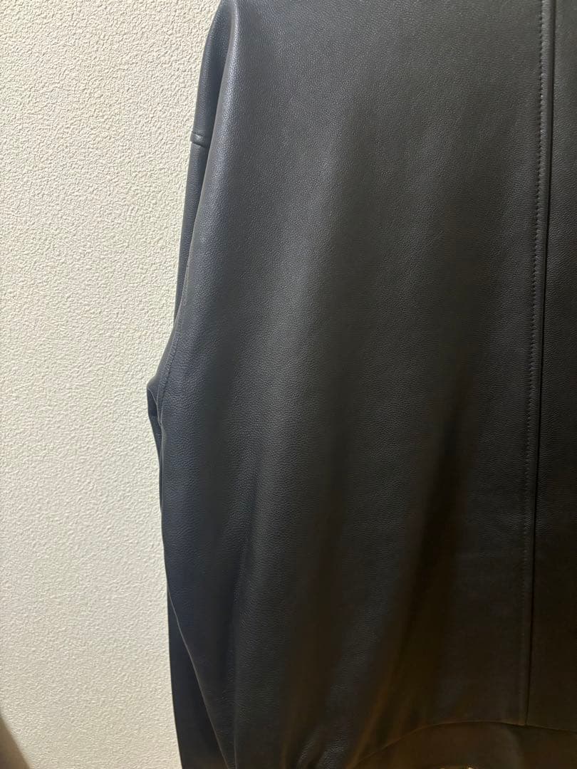 【UNIVERSAL PRODUCTS】レザーブルゾン【241-60401】