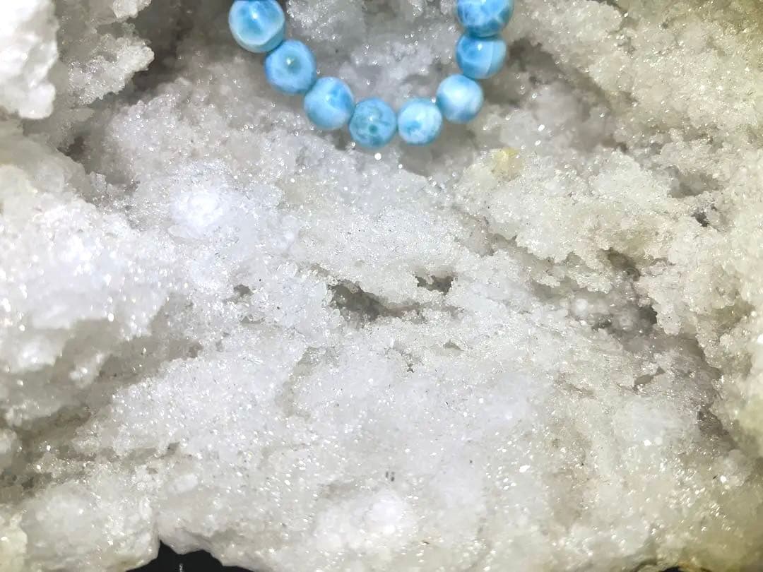 専用ページ巨大ジオード水晶ブレスレットの浄化に　台座付