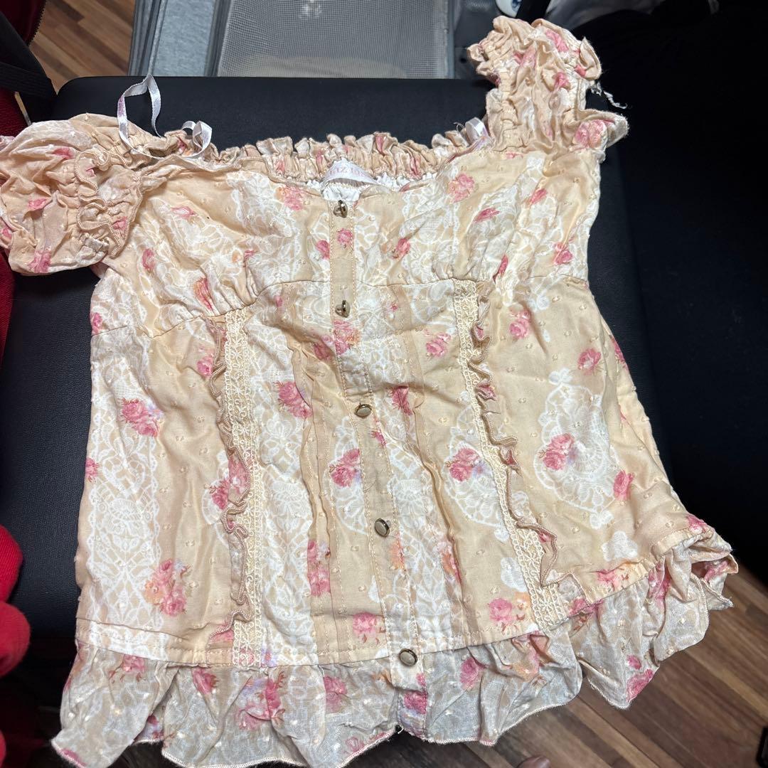 フラワープリント オフショルダー 半袖ブラウス