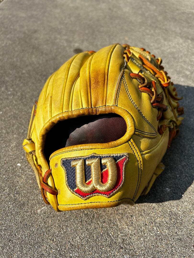 Wilson 硬式グローブ イエロー