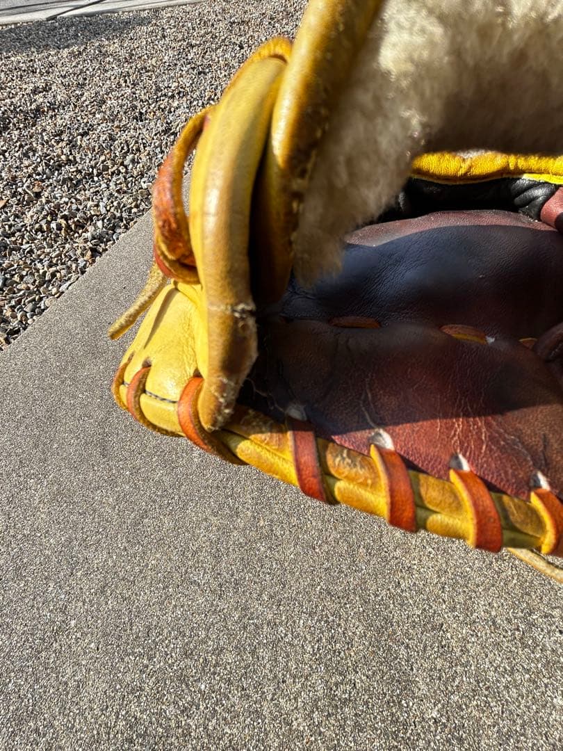 Wilson 硬式グローブ イエロー