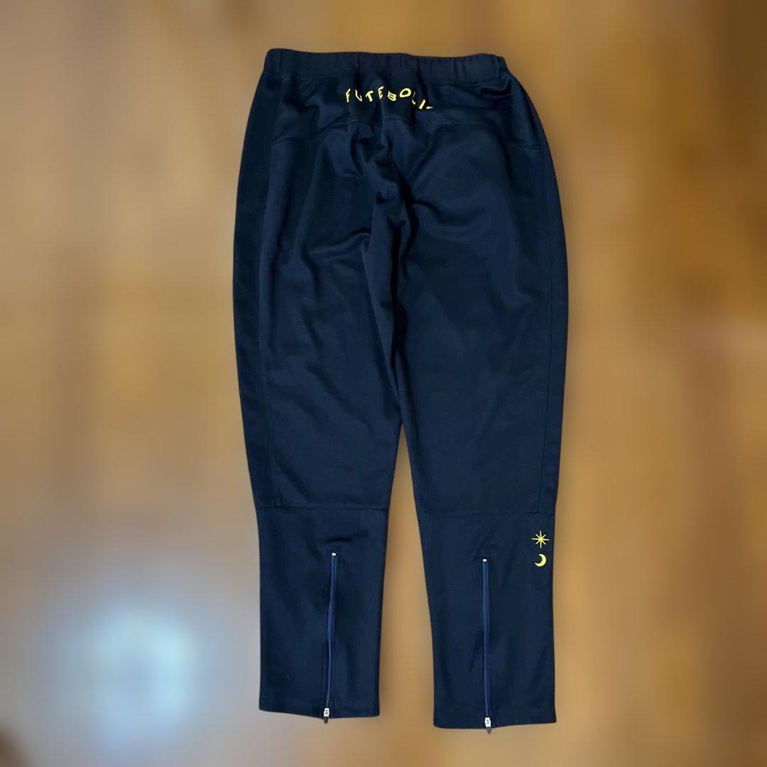 ルースイソンブラ　LUZeSOMBRA 上下セットアップXL大人用