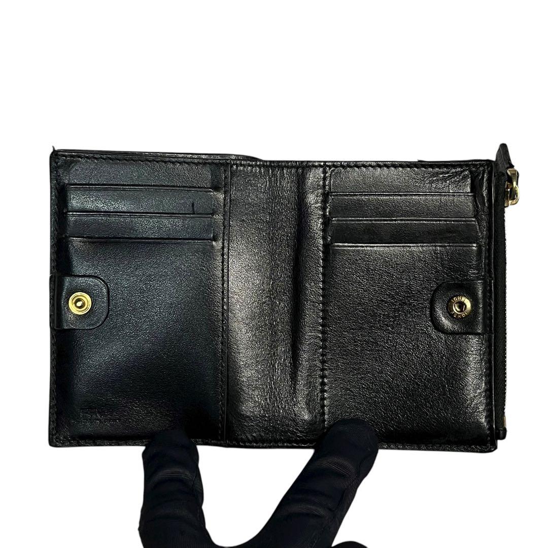 希少✨フェンディ 二つ折り財布 ロゴ 型押し レザー ブラック 黒