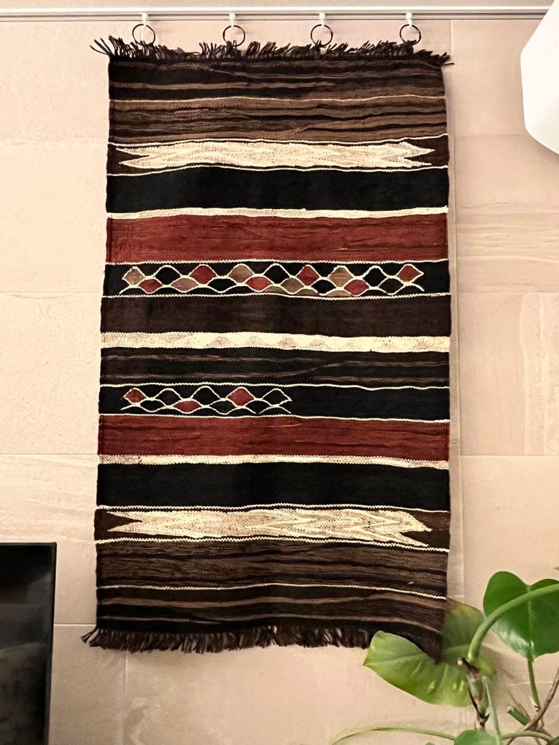 ブラックキリム　約62cm✖️105cm（房含まず）