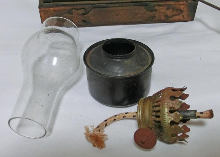 ☆アルコールランプ☆オイル☆ランタン☆鉄製☆側面硝子☆香港製☆