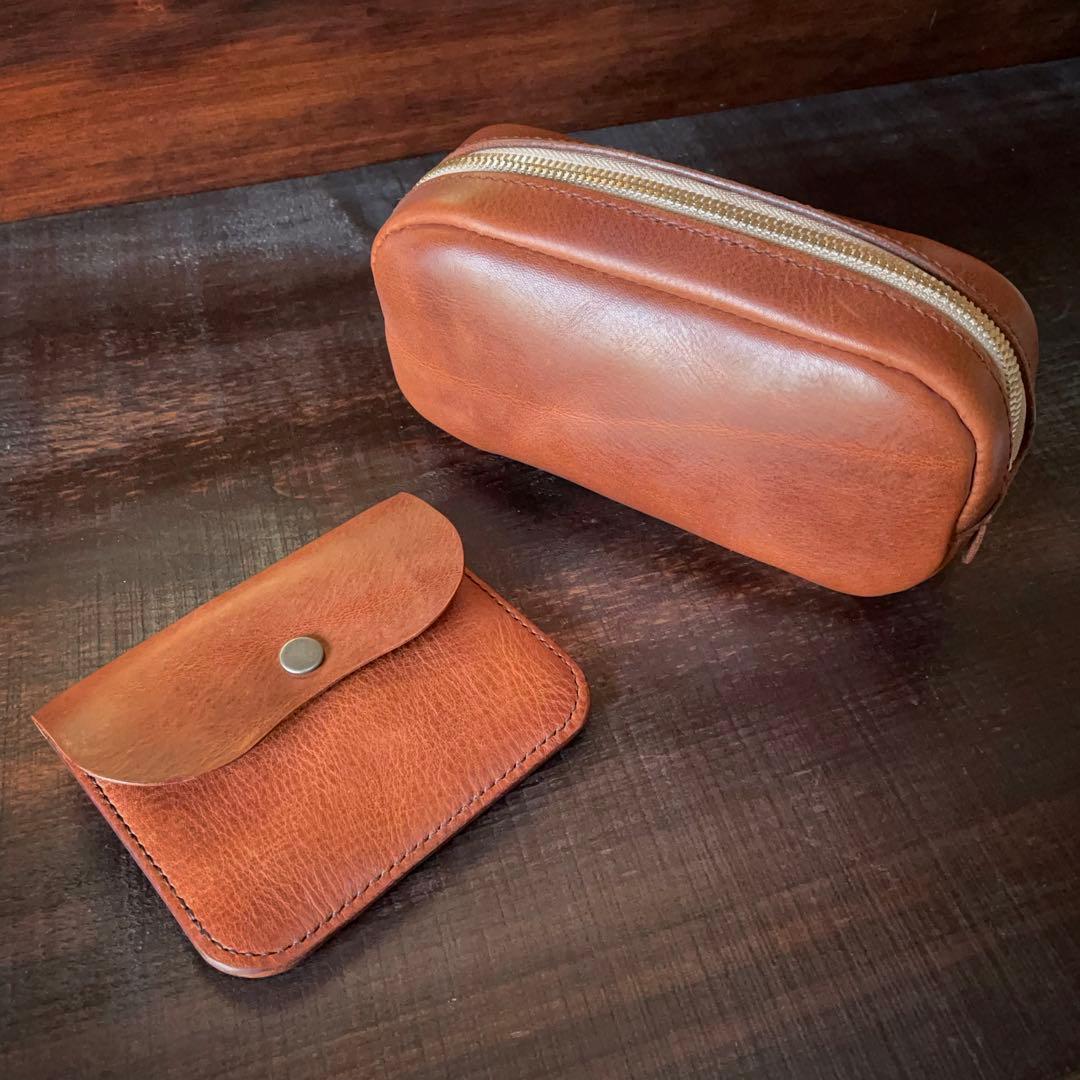 【U】フラップ付きポーチ＆ボックスポーチ（チョコ）2点セット