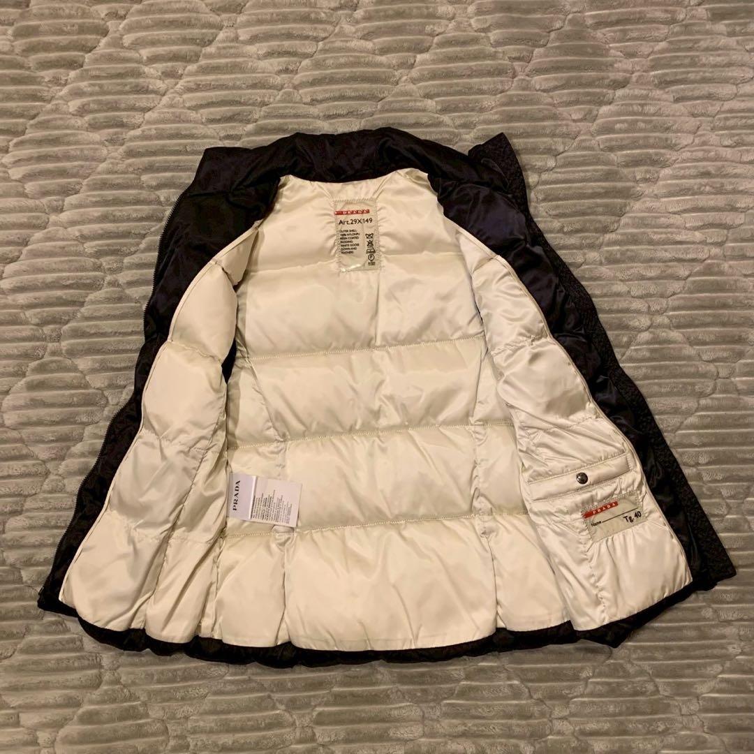 美品 プラダ ダウンベスト 三角ロゴ サフィアーノ トライアングル 40 L 黒