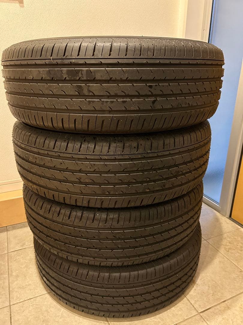 ヨコハマADVAN 225/65R17 夏タイヤ