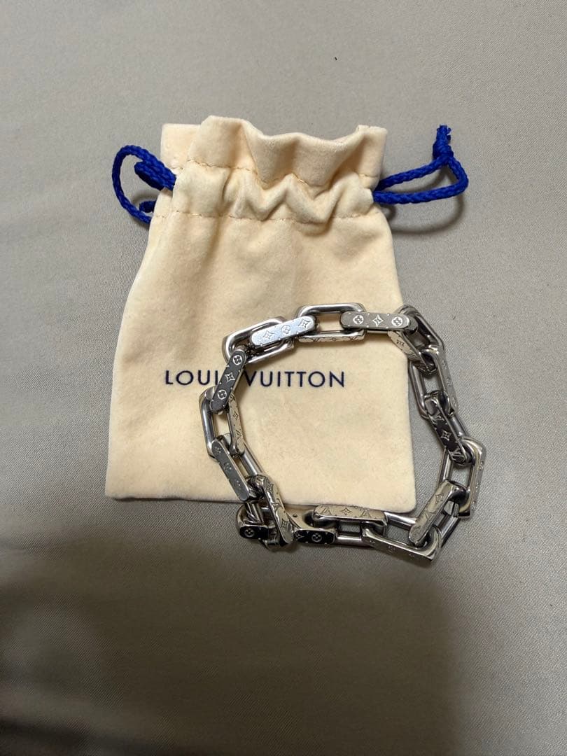 Louis Vuitton シルバーブレスレット 保存袋付き