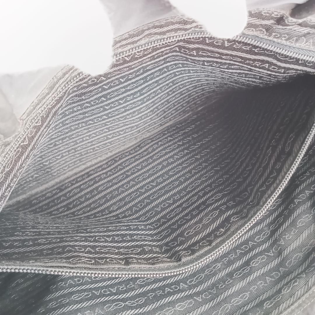 PRADA プラダ ナイロン トート 三角ロゴ 大容量 ブラック 黒